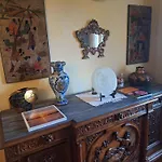 Gasthof The Camelia, Our With View, Private Bathroom And Dedicated Parking At The Isabella
