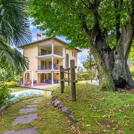 Gasthof View Camelia At Isabella Retreat Ages 6 3*