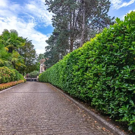 La Con Vista Al Secondo Piano Della Isabella Affittacamere *