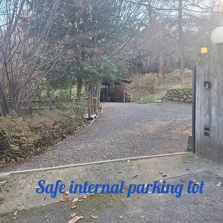 The Camelia, Our With View, Private Bathroom And Dedicated Parking At The Isabella Guest house Stresa