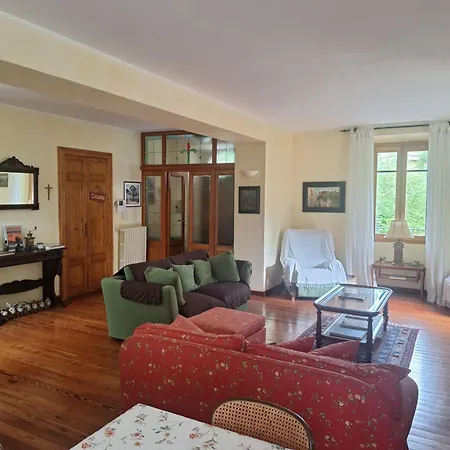 The Camelia, Our With View, Private Bathroom And Dedicated Parking At The Isabella 3* Stresa